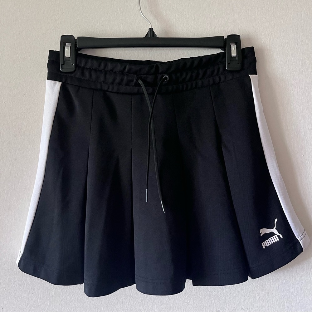 puma black pleated skirt